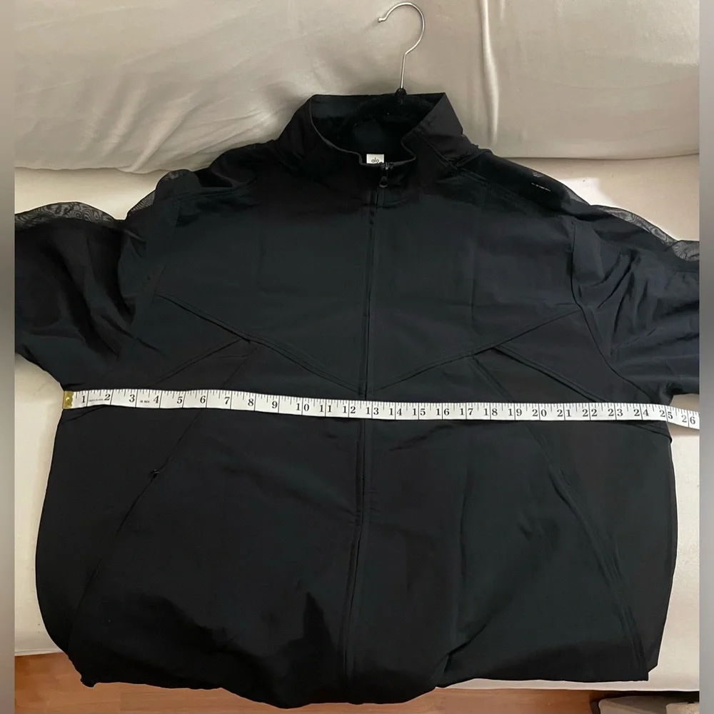 ALO Yoga NWOT Origin Full Zip Track Jacket Black Size M - Picture 9 of 14